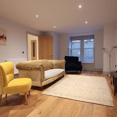 Stylish 2 Bed Home In The Heart Of Clifton 브리스틀 외부 사진