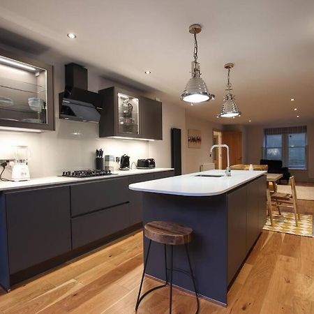 Stylish 2 Bed Home In The Heart Of Clifton 브리스틀 외부 사진
